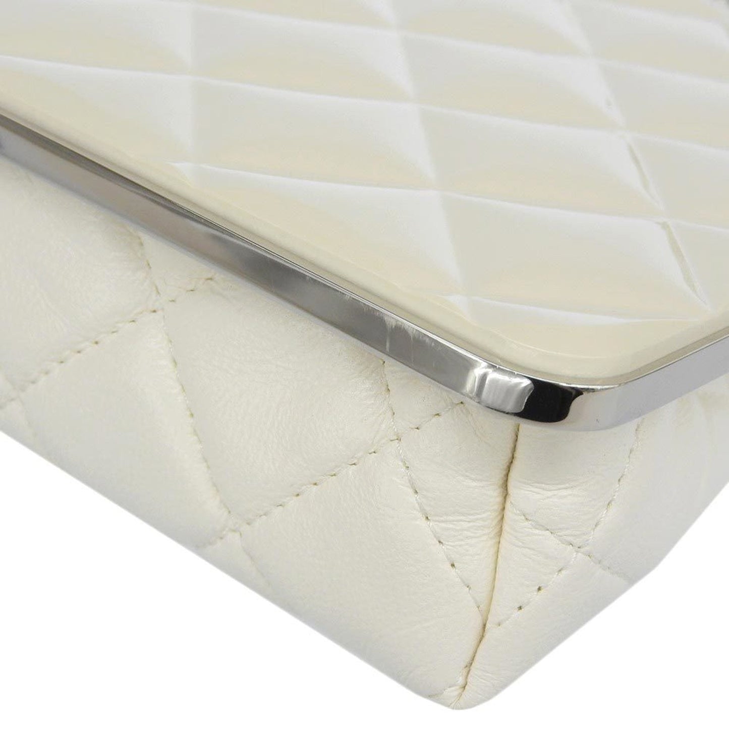 CHANEL Shoulder Bag