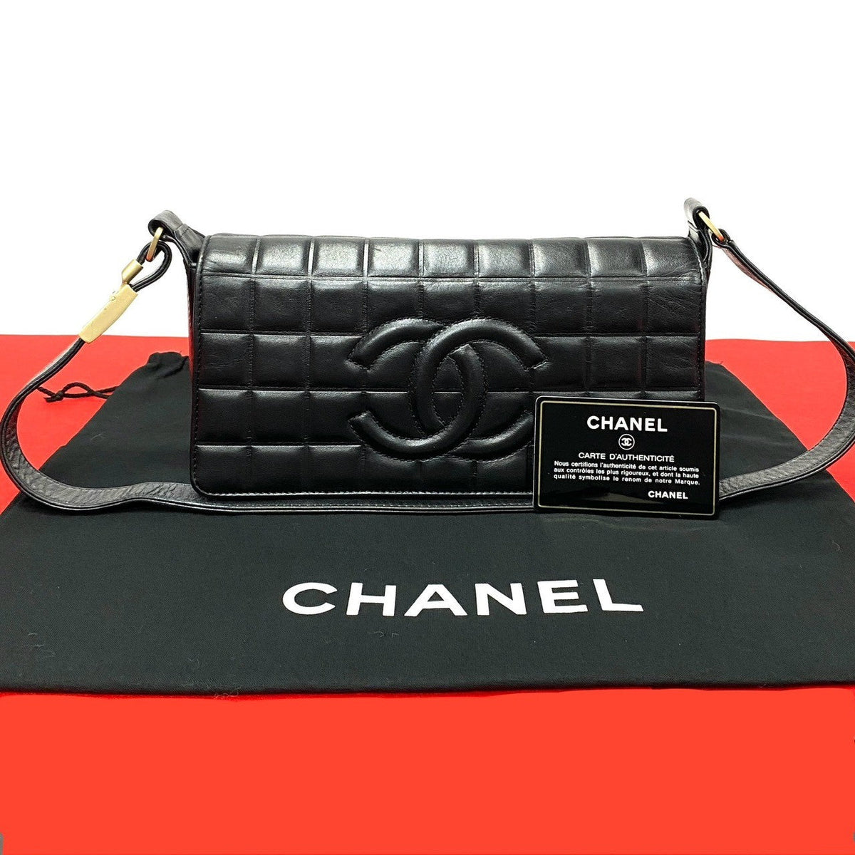 CHANEL Shoulder Bag lambskin black Chocolate bar