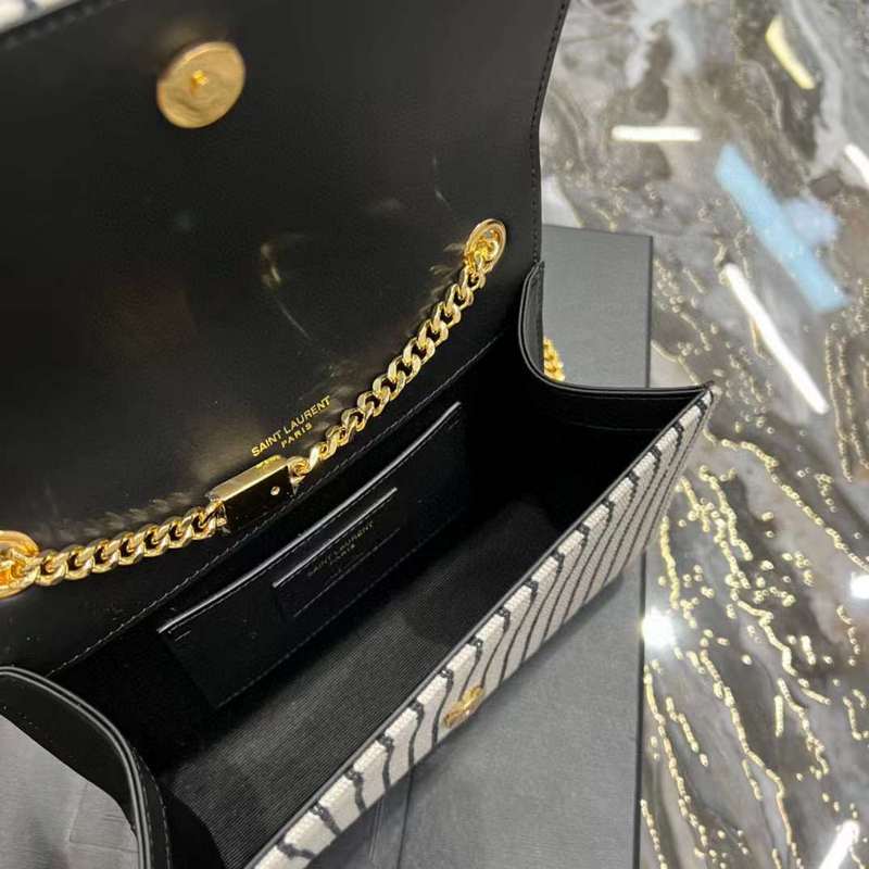 Yves Saint Laurent - Bags - The Wells Bags  580