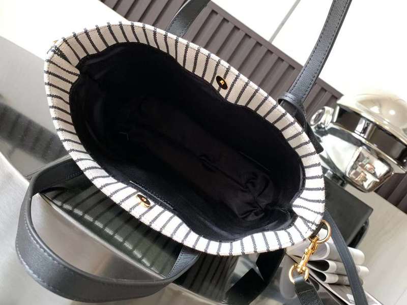 Yves Saint Laurent - Bags - The Wells Bags  597