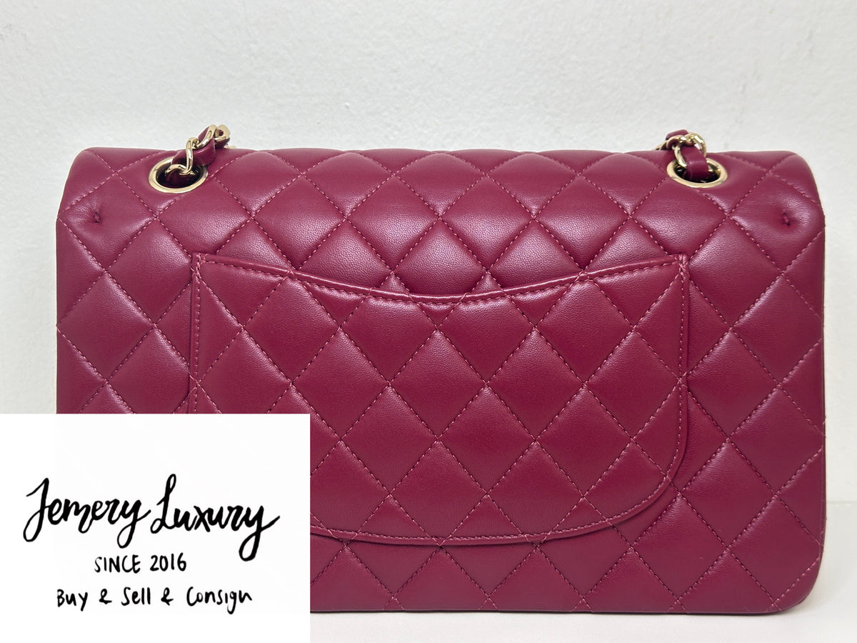 CHANEL MEDIUM 21A CLASSIC DOUBLE FLAP BAG LAMBSKIN DARK RED LGHW ULLK microchip