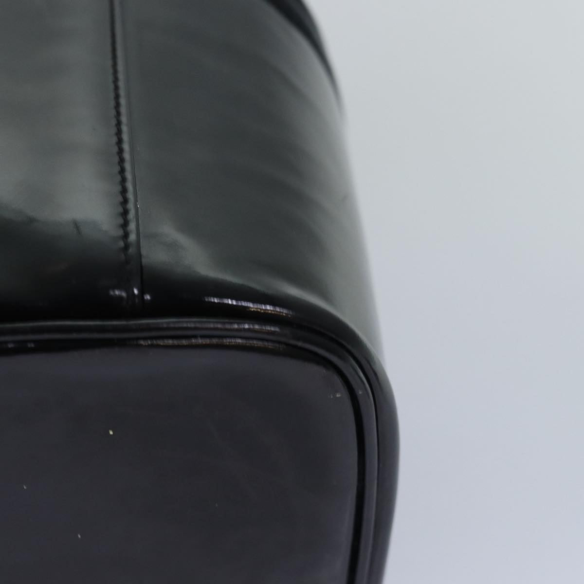 Top Quality Chanel COCO Mark Vanity Cosmetic Pouch Enamel Black CC Auth 79536