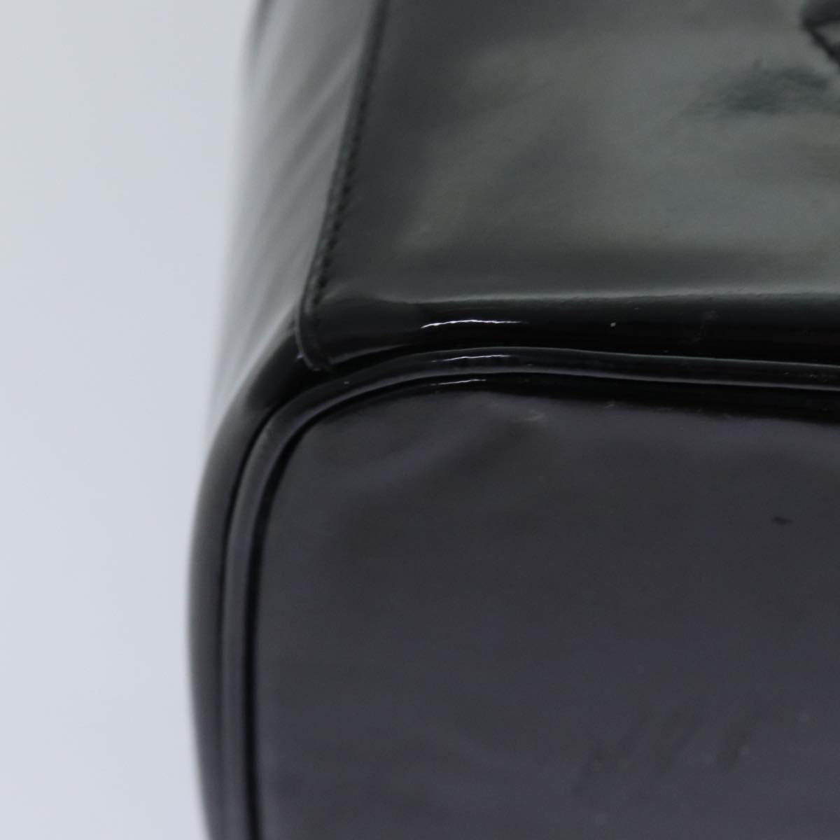 Top Quality Chanel COCO Mark Vanity Cosmetic Pouch Enamel Black CC Auth 79536