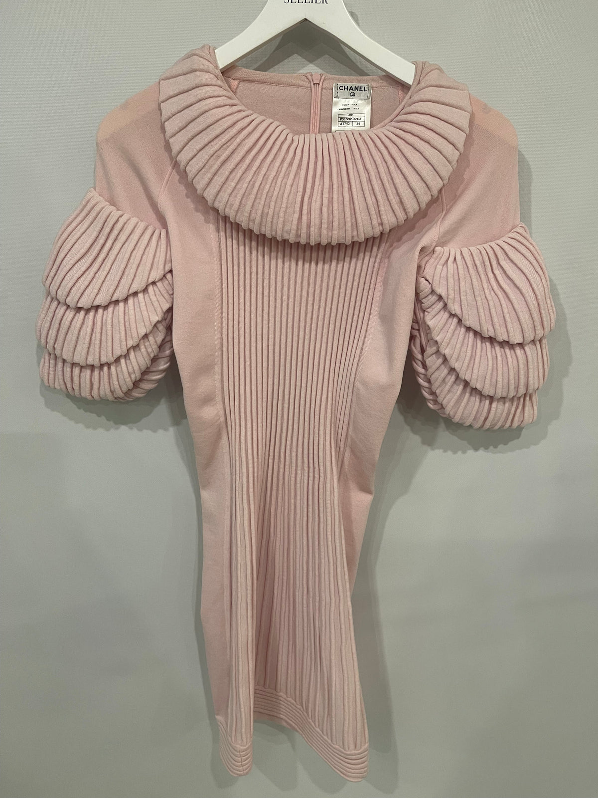 Chanel Pink Paris Moscow Short Sleeve Ruffle Mini Dress with Pearl Zipper Logo Size FR 34 (UK 6)