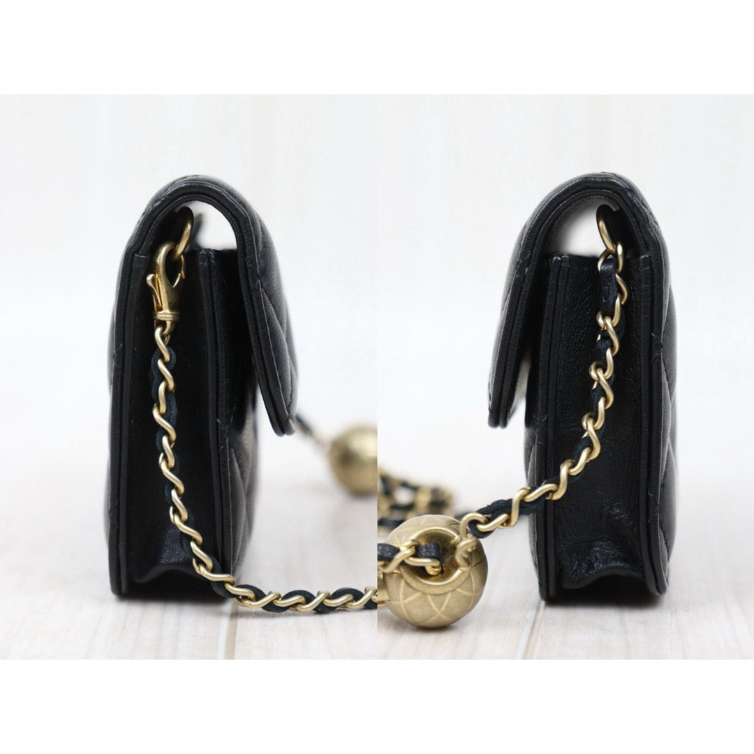 Excellent（Rank SA）｜ CHANEL Lambskin Leather Matrasse Chain mini Bag Made In 2020～2021Year｜H25022411