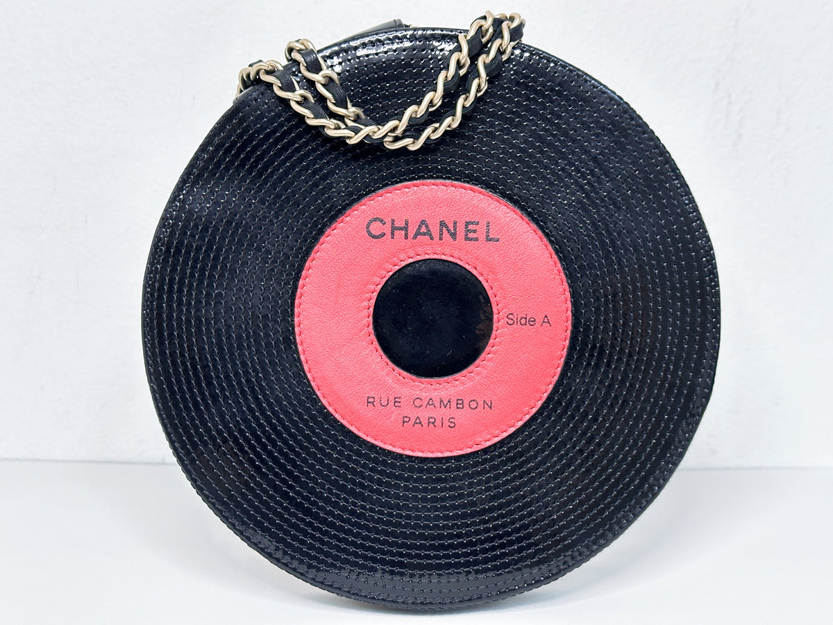 Chanel Record Chain Bag in Patent Leather Black Red 8954 holo