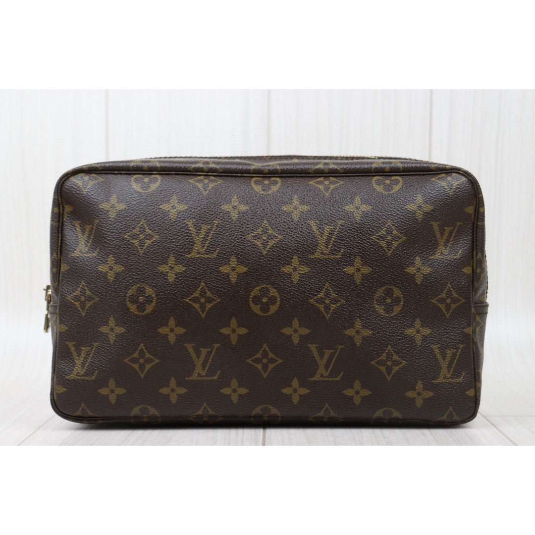 Good ( Rank AB)｜ LV Truth Toilet 28 Monogram Makeup Pouch｜Q25013120