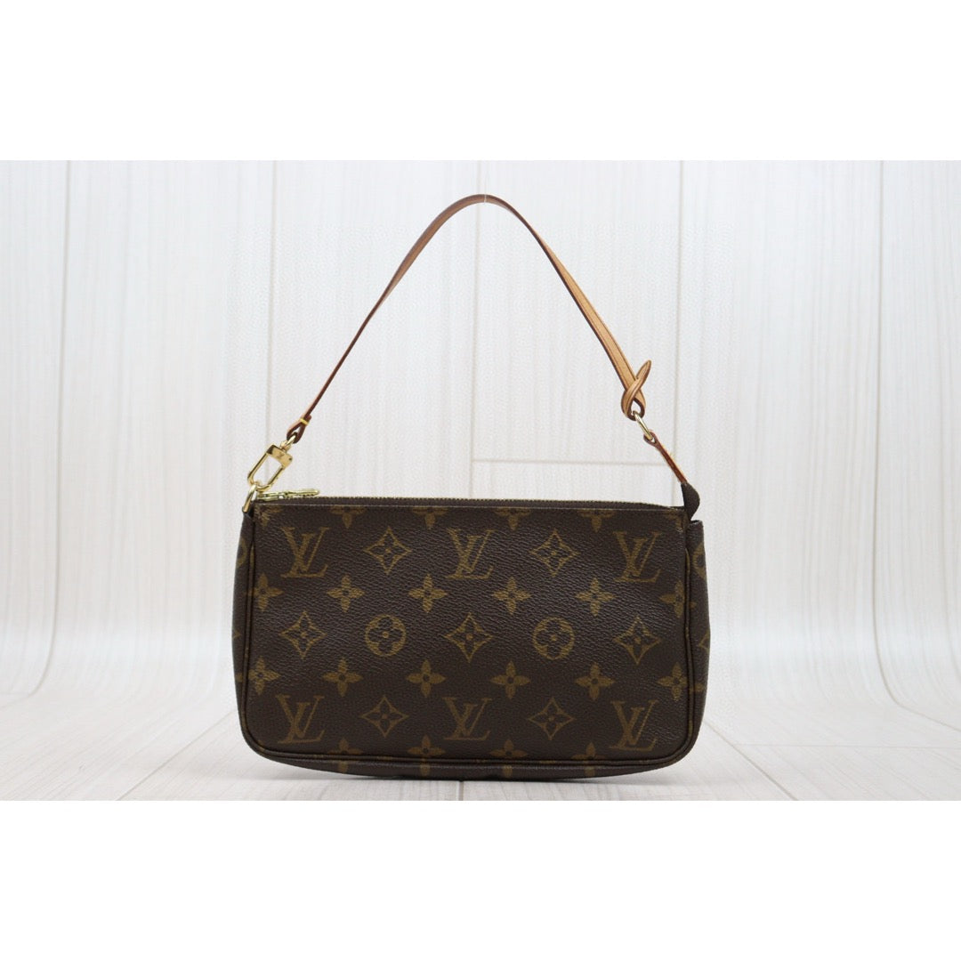 Good ( Rank AB)｜LV Monogram Pochette Accessoires ｜25051509