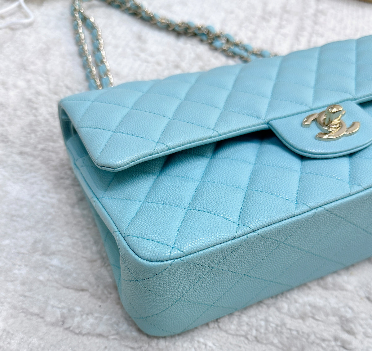 Tiffany Blue Caviar Quilted Classic Flap Medium LGHW