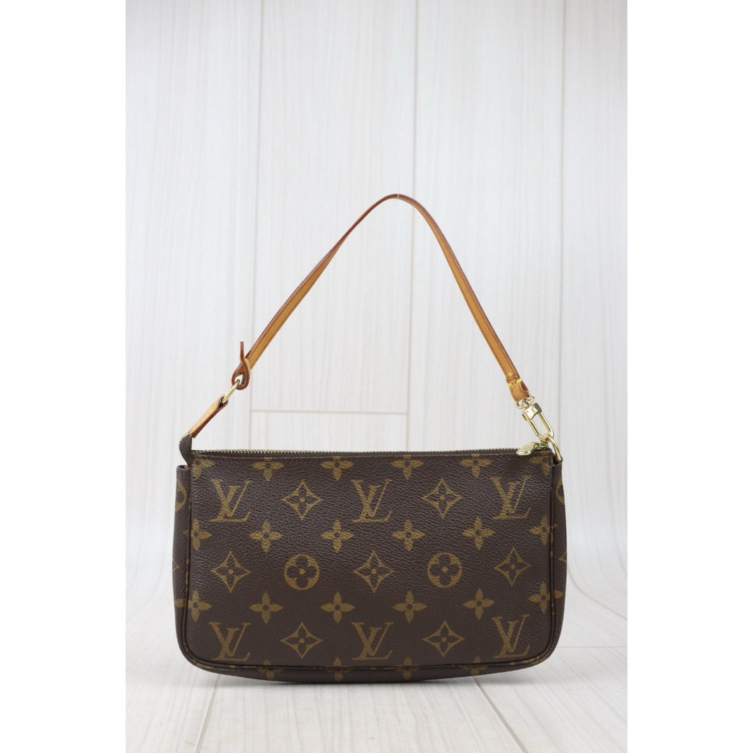Good ( Rank AB)｜ LV Monogram Pochette Accessoires Vintage Model｜24080608