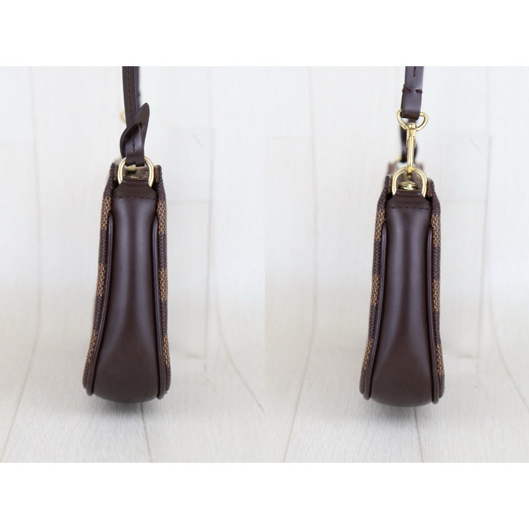 Good ( Rank AB)｜LV Damier Pochette Accessoires ｜H25041502