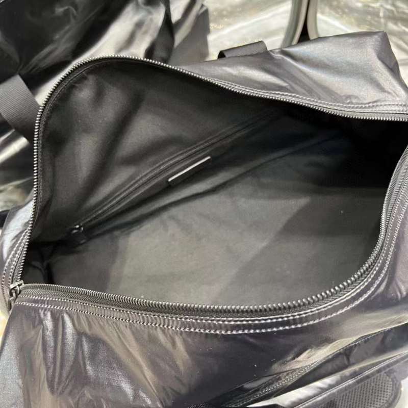 Yves Saint Laurent - Bags - The Wells Bags  509