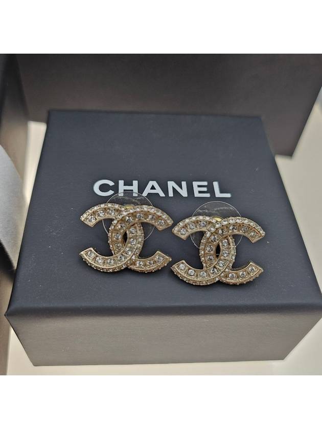 Metal Earrings Diamantes & Gold Crystal Chanel