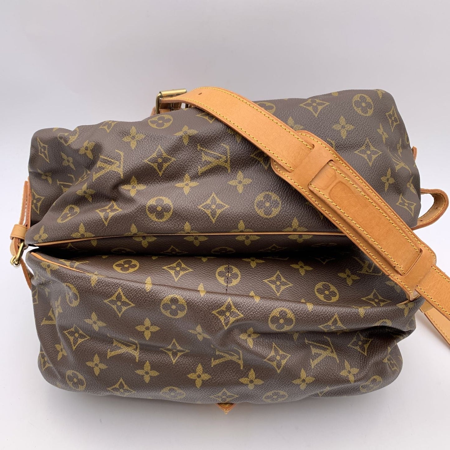 LOUIS VUITTON Vintage Monogram Canvas Saumur 35 Crossbody Bag