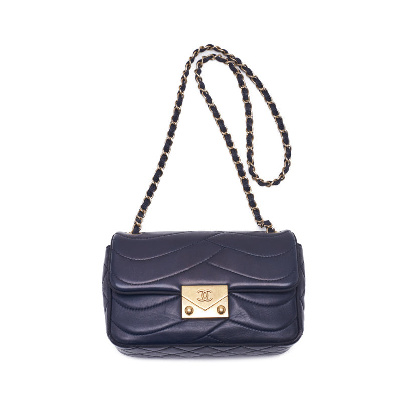 CHANEL 【CHANEL】Pushlock Wave Stitch Chain Sder  Canvas Navy (Gen Gold ) Shoulder Bag Mini Shellder Bag  Shellder Bag Hybrid 【 Ship】 Himalan Bookstore Online