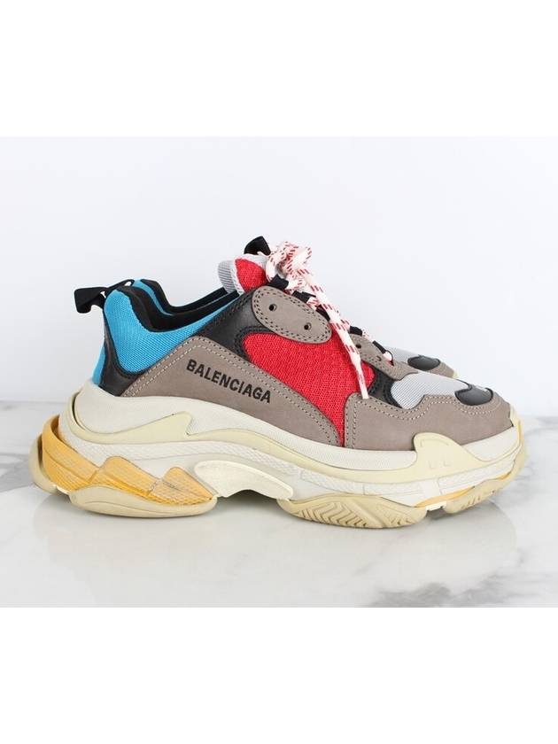 Luxury Balenciaga  Triple S Multi 40
