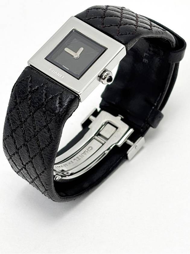 Matrace black silver quartz watch 4VCHC29542 Chanel