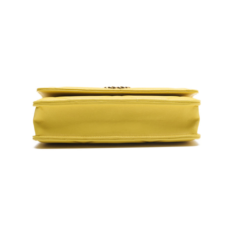 CHANEL 【CHANEL】 CHANEL 19 Matrasse Chain Wallet  Yellow (Gen  Silver Gold)  Wallet  【 Ship】 Khao Yamamoto Online