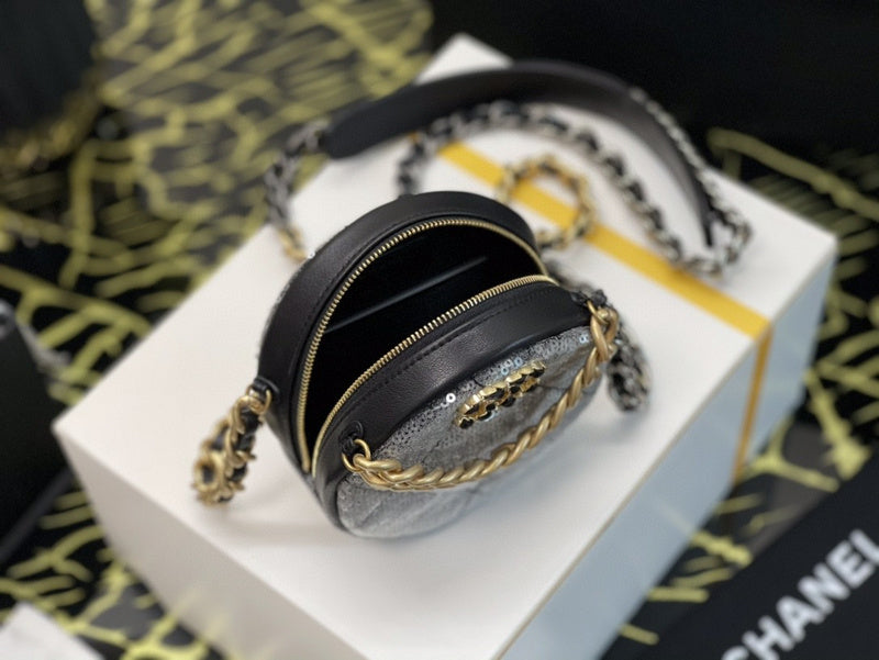 The Arid Bag Shop new Luxury  - Chanel Bags - 675