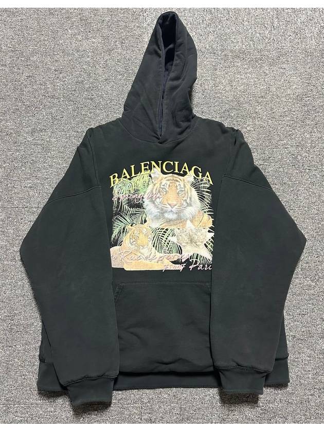 Luxury Balenciaga  FBI Tiger Logo Reversible Hoodie 110