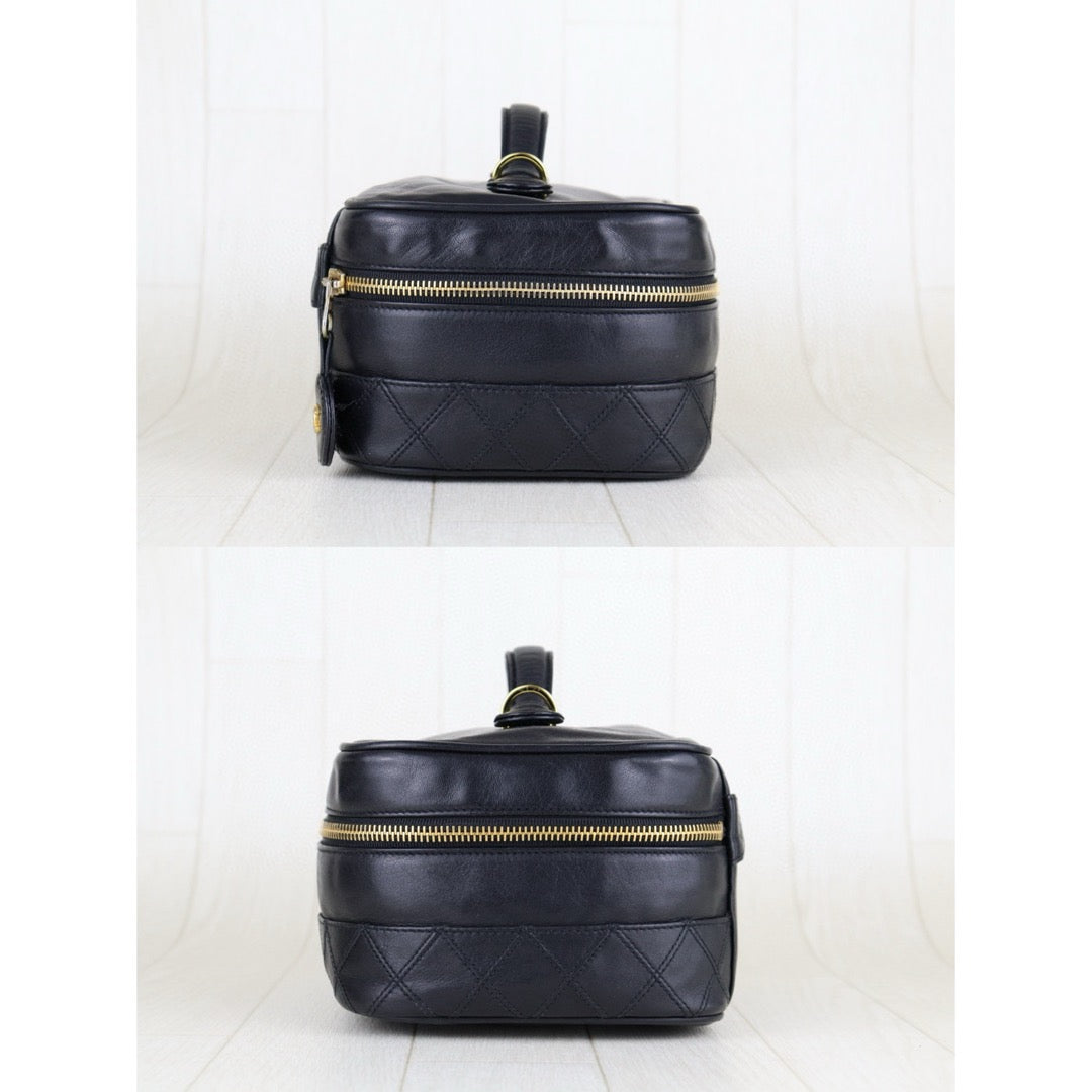 Good ( Rank AB)｜ CHANEL Lamb Skin Vanity Handbag  Made In 1989～1991Year ｜H24112502