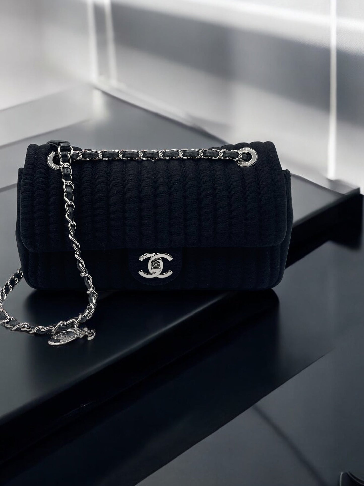 Chanel - Timeless en jersey noir