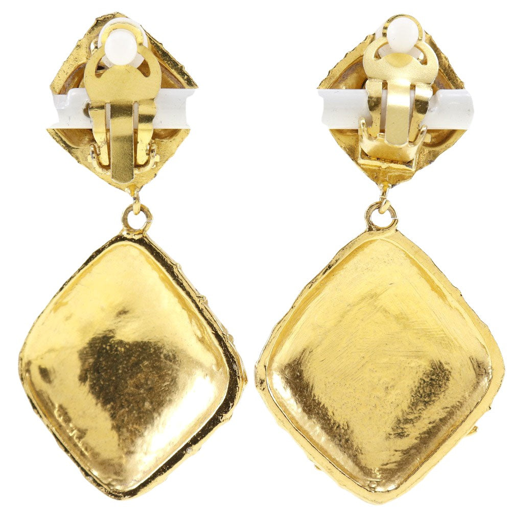 CHANEL Quilted Earrings