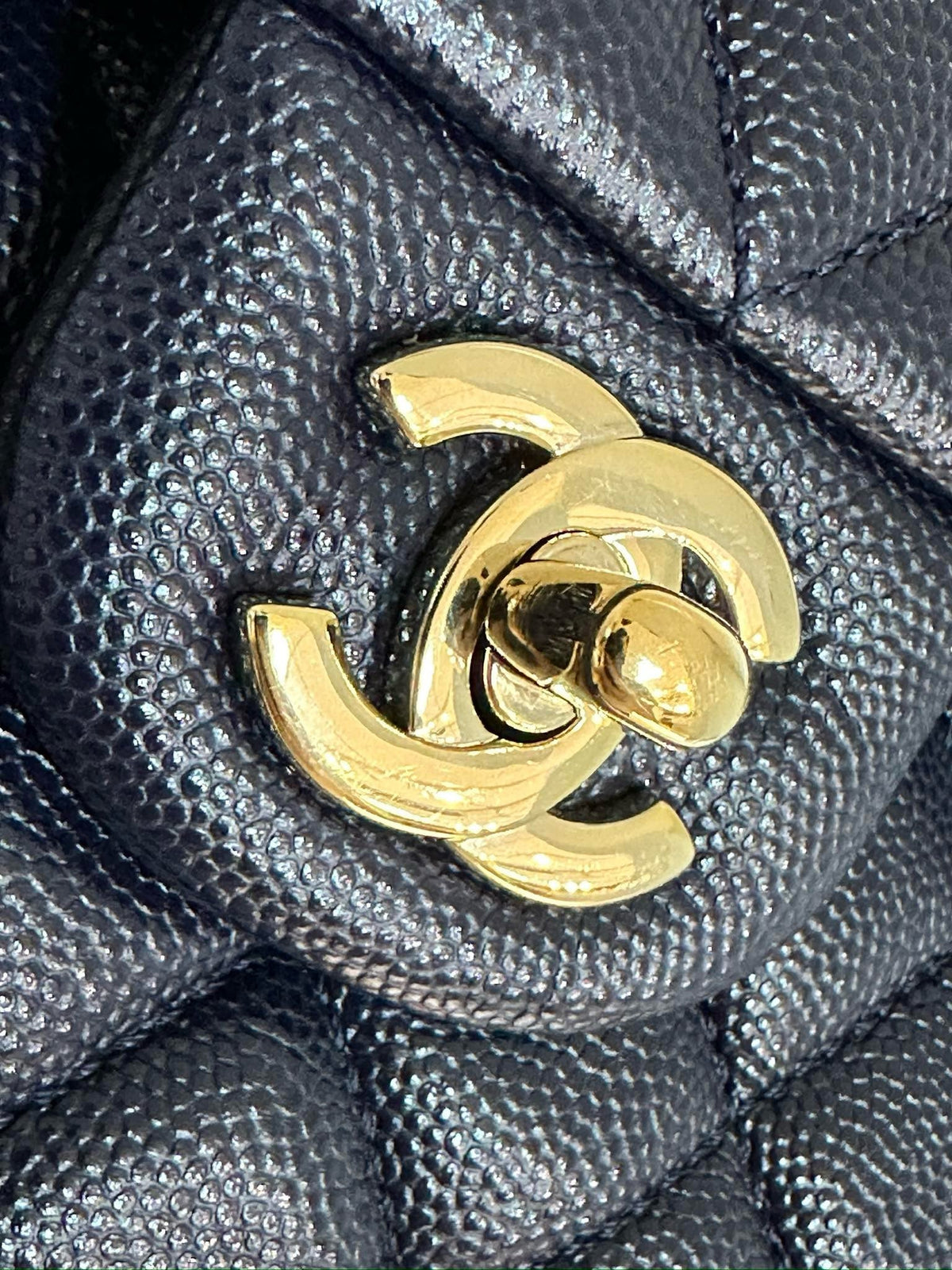 Chanel Medium Classic Caviar Double Flap Navy Blue Bag LSHW  2021year Microchip