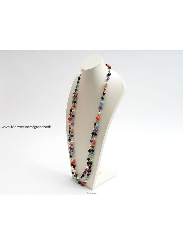 women necklace Chanel
