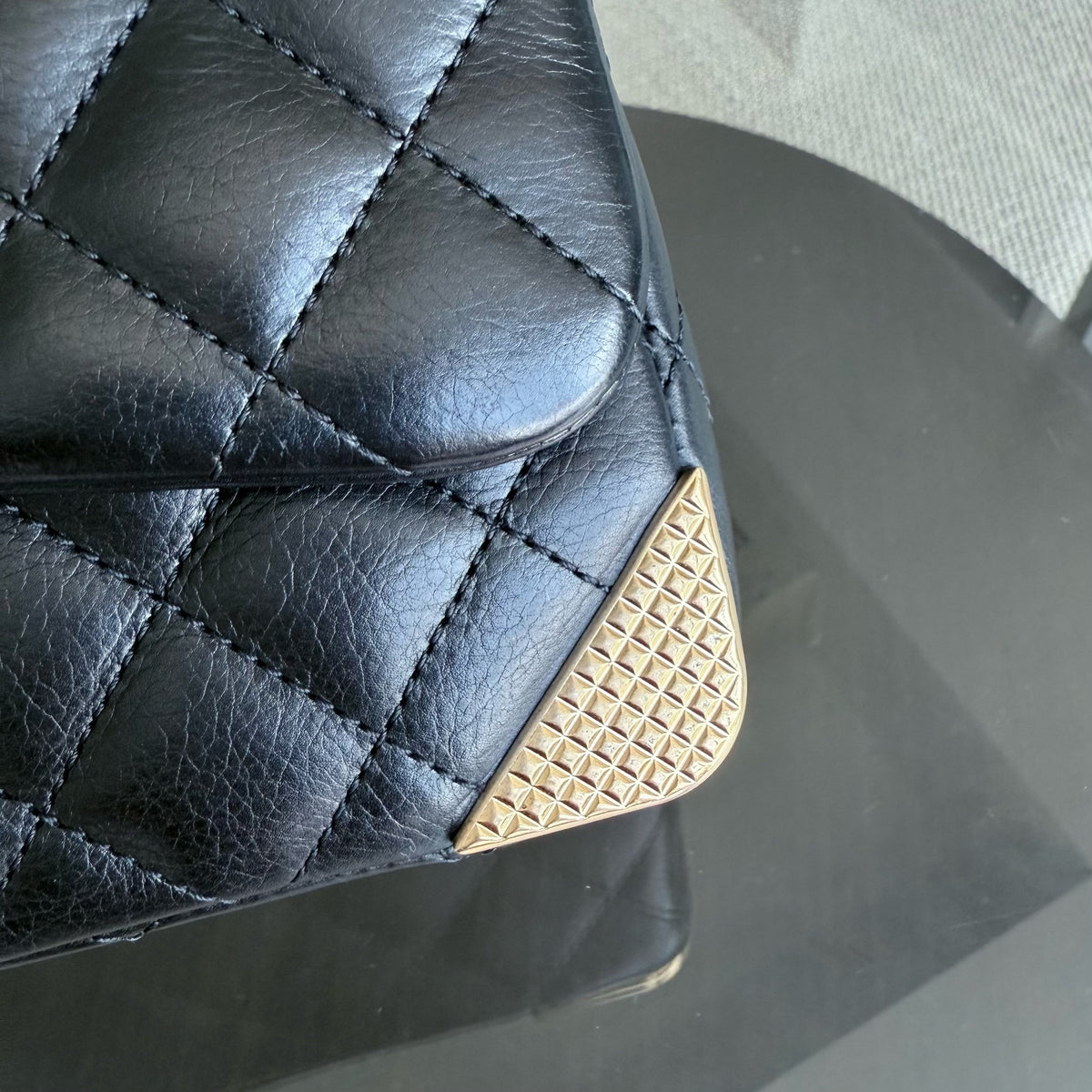 Chanel Rock The Corner Seasonal Flap Small - 20CM Quilted Calfskin Midnight Blue Gold Hardware Series 24