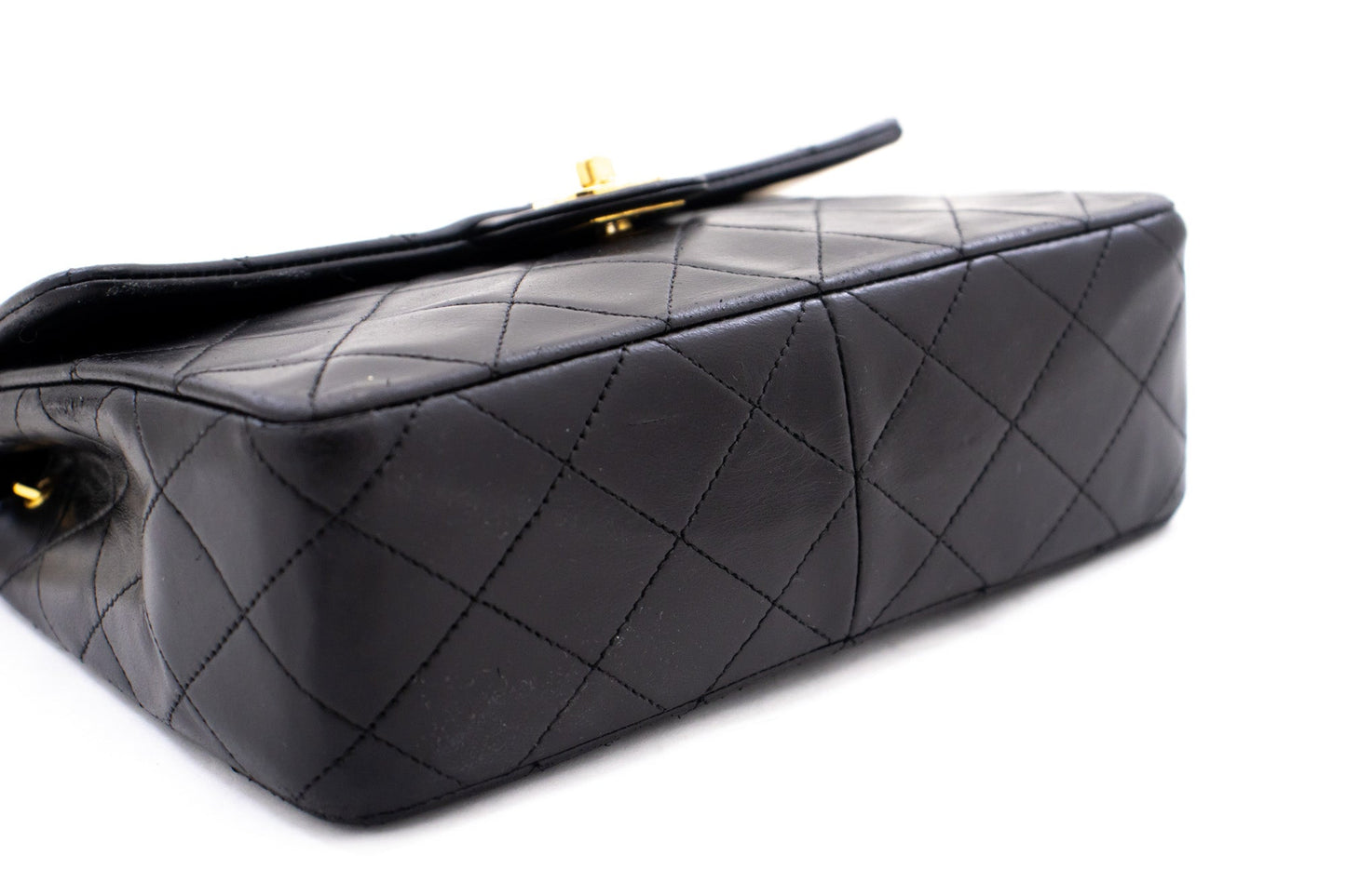 CHANEL Sac à Rabat Shoulder Bag