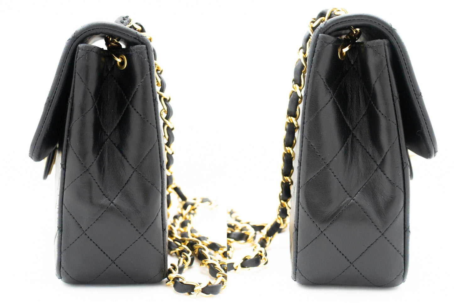 CHANEL Sac à Rabat Shoulder Bag