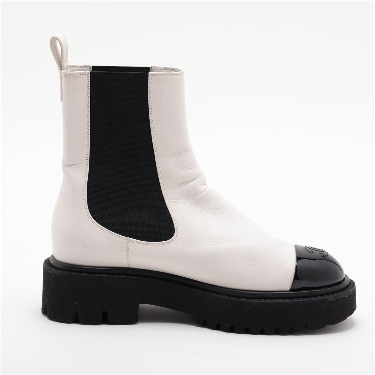Chanel Coco Brand Leather Patent Sidewear 37  White G38218