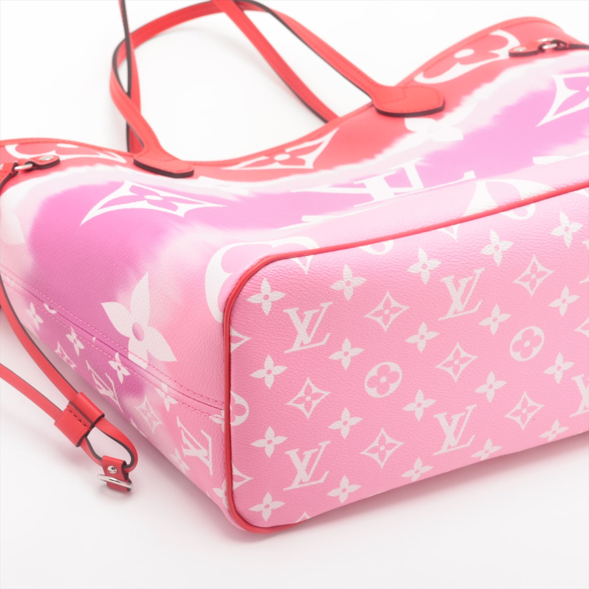 Louis Vuitton LV Escal Nevarful MM M45127   at