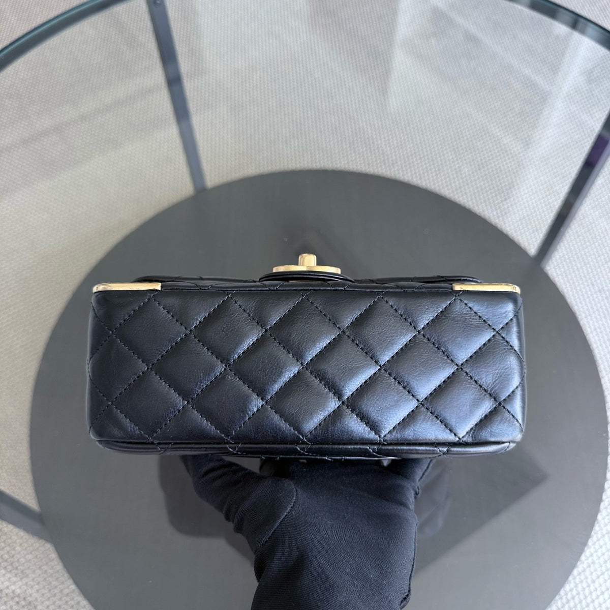 Chanel Rock The Corner Seasonal Flap Small - 20CM Quilted Calfskin Midnight Blue Gold Hardware Series 24
