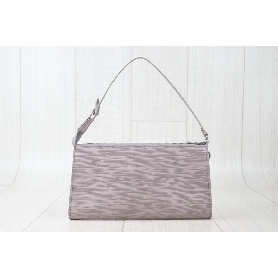 Good ( Rank AB)｜LV Epi Pochette Accessoir Handbag ｜24082207