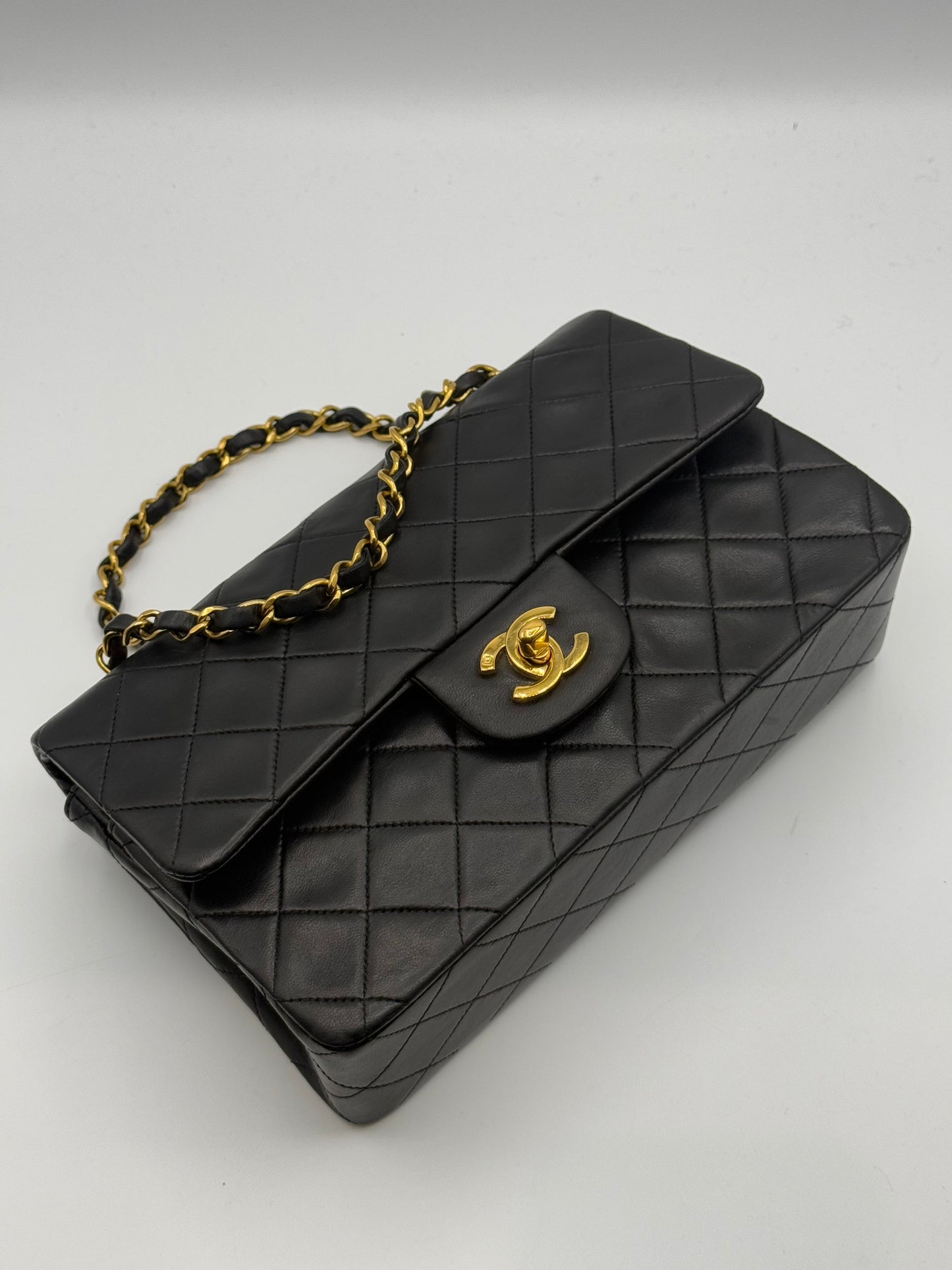 Chanel - Sac Classique Timeless 23
