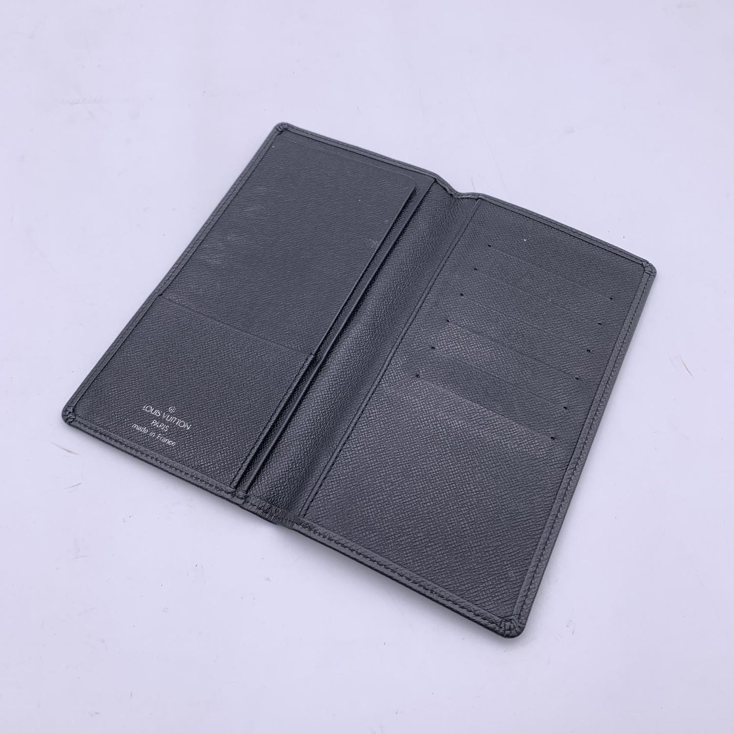 LOUIS VUITTON Vintage Black Taiga Porte Chequier Checkbook Wallet
