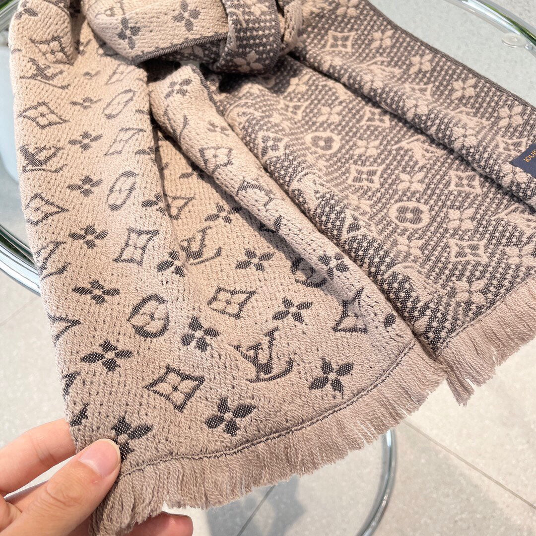 Louis Vuitton scarf