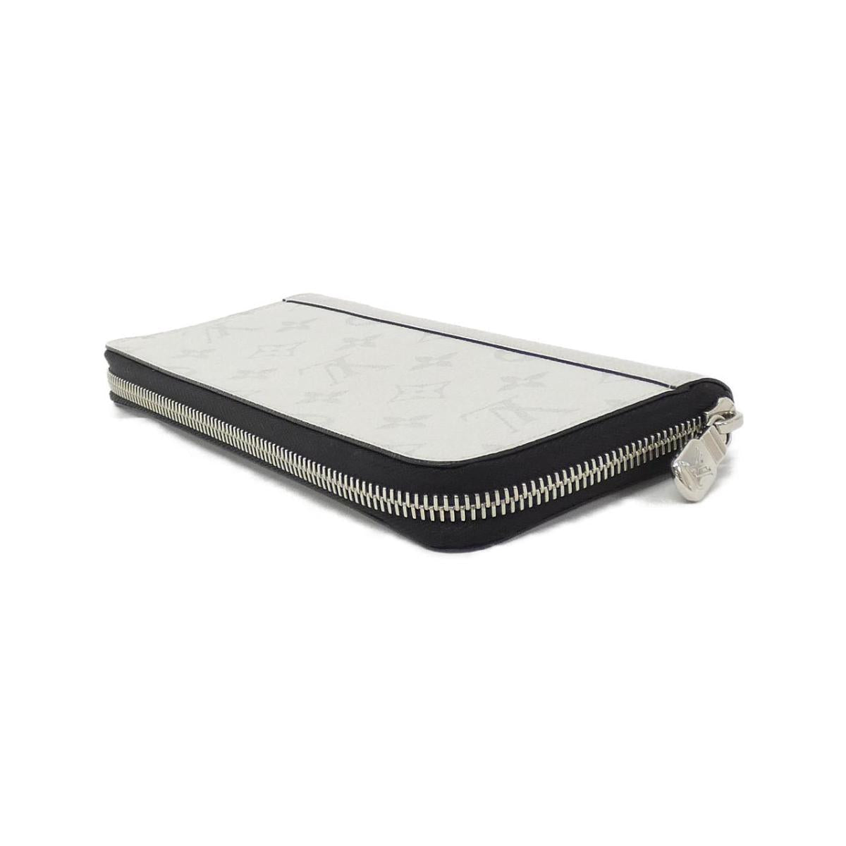 Louis Vuitton Taiga Lama Zippy Wallet Vertical M30446 Wallet