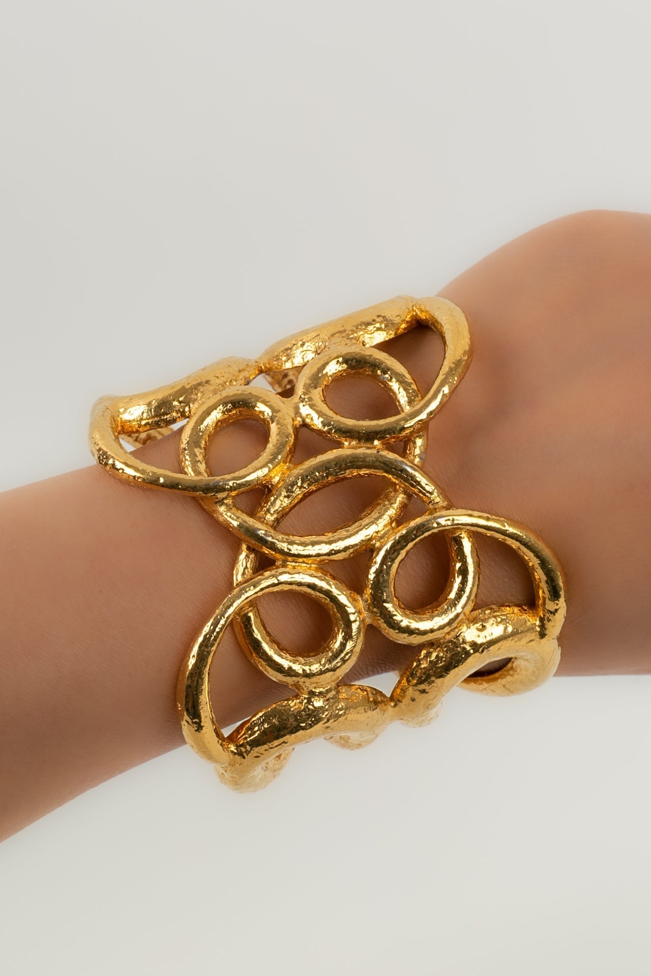 Bracelet manchette Chanel