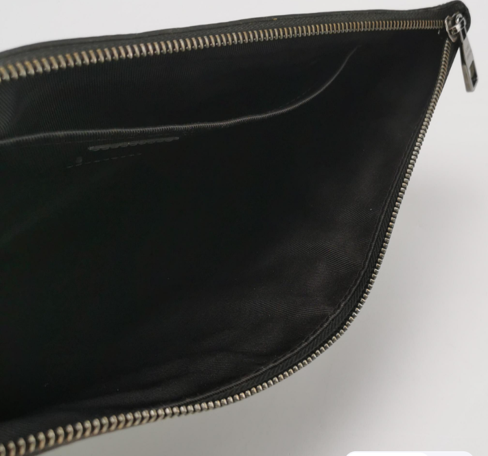 Preloved Louis Vuitton (LV)Discovery Pochette Clutch black 250122781038701