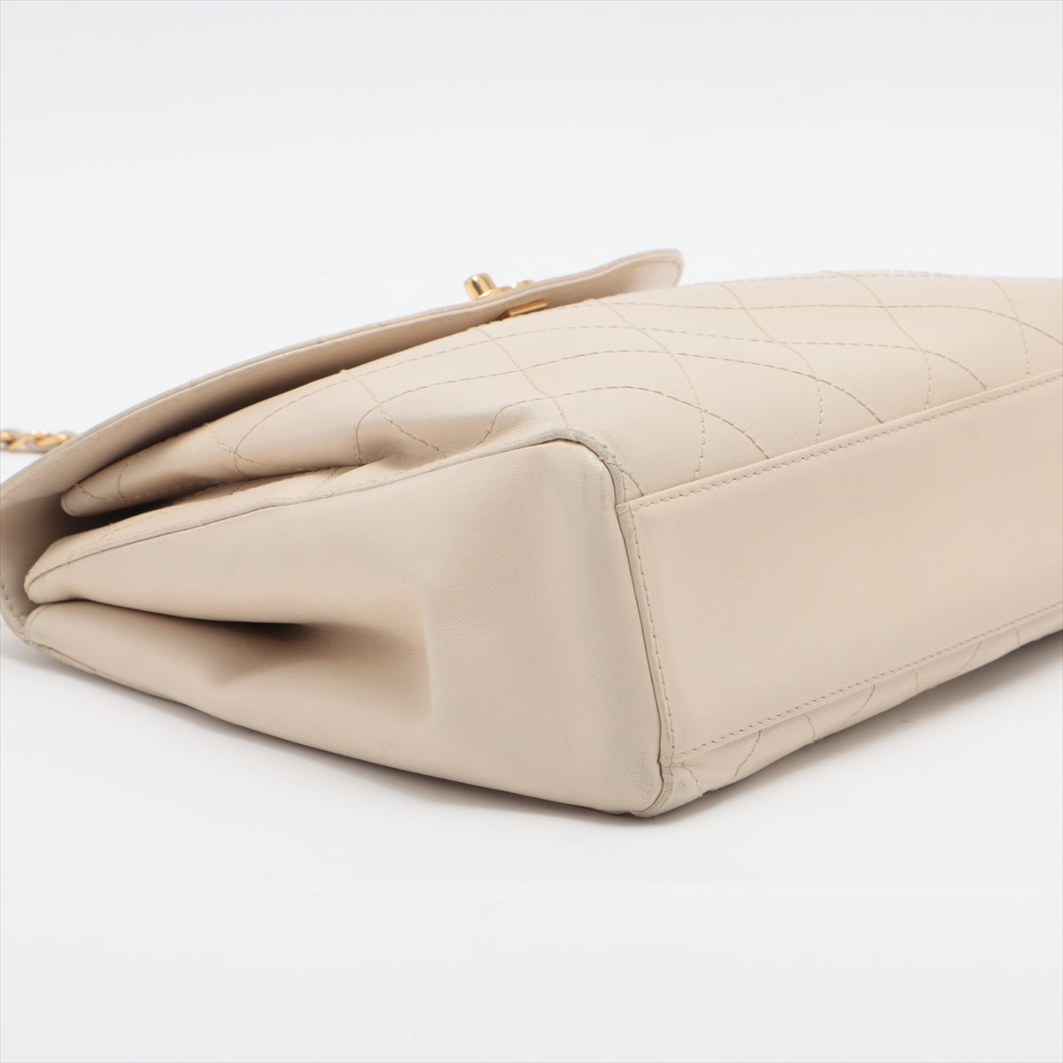 Chanel Matrasse  Chain Shoulder Bag Beige Gold  5th