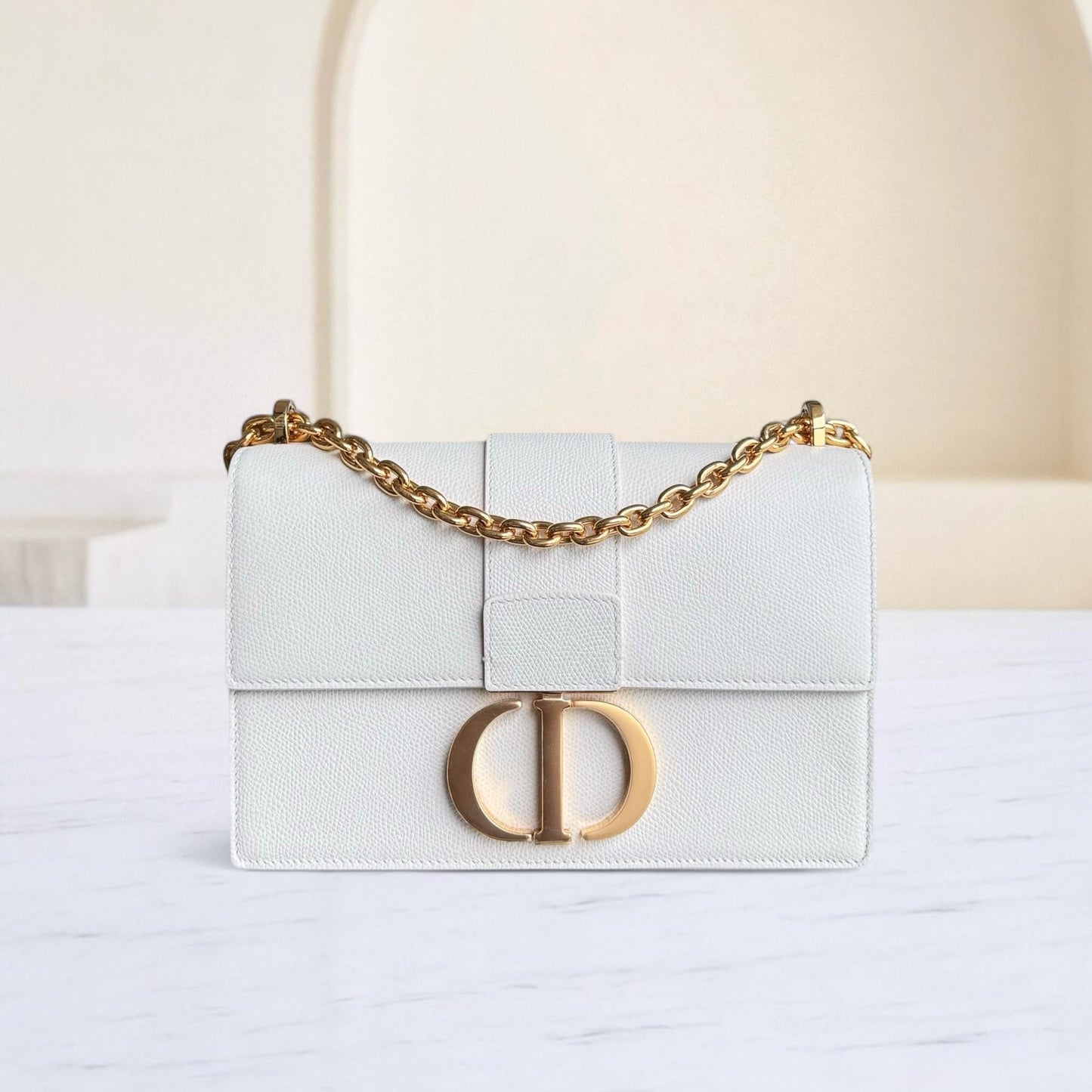 Dior 30 Montaigne Chain - Grained Calfskin White Gold Hardware