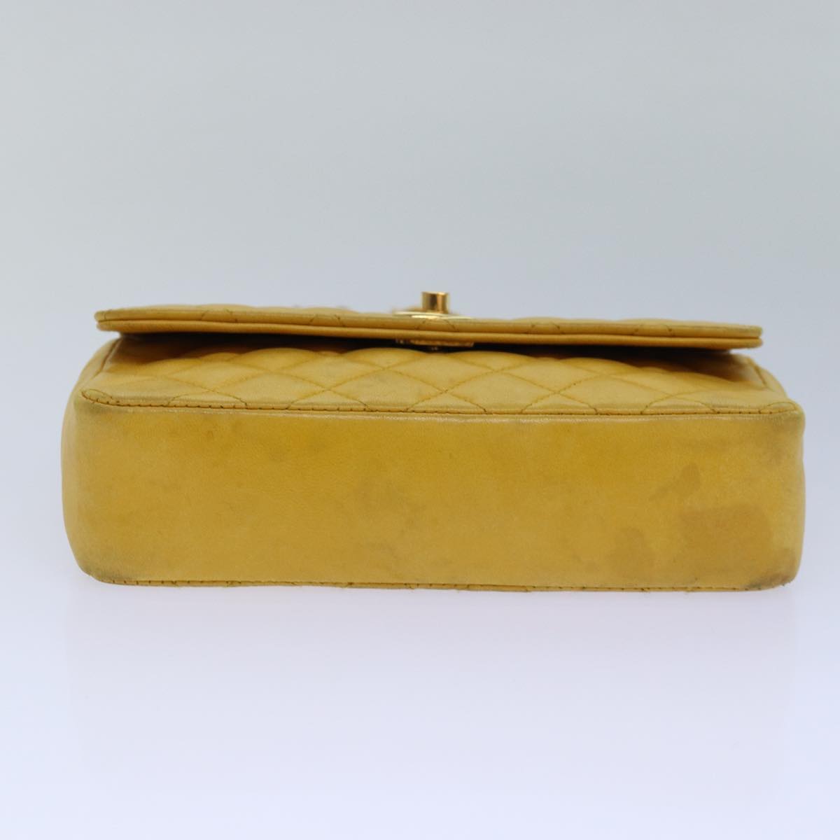 Top Quality Chanel Mini Matelasse Chain Shoulder Bag Lamb Skin Yellow Gold CC Auth 85920