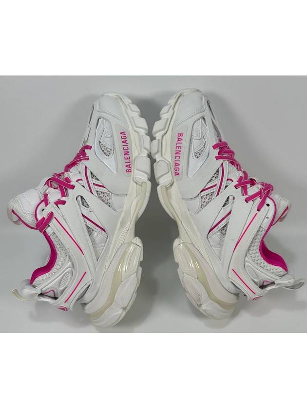 Luxury Balenciaga  track sneakers 240