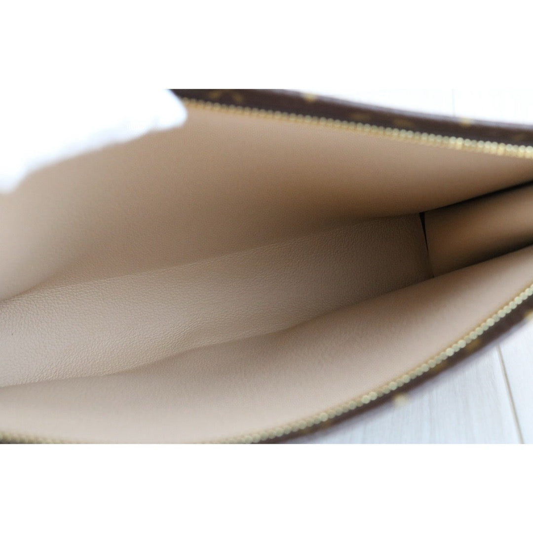 Excellent（Rank SA）｜ LV Monogram Pochette Toilette 26 Chip model｜S25021601