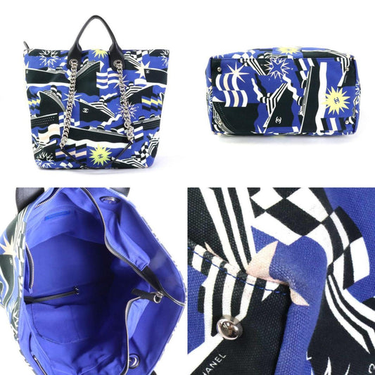 CHANEL Shoulder Bag