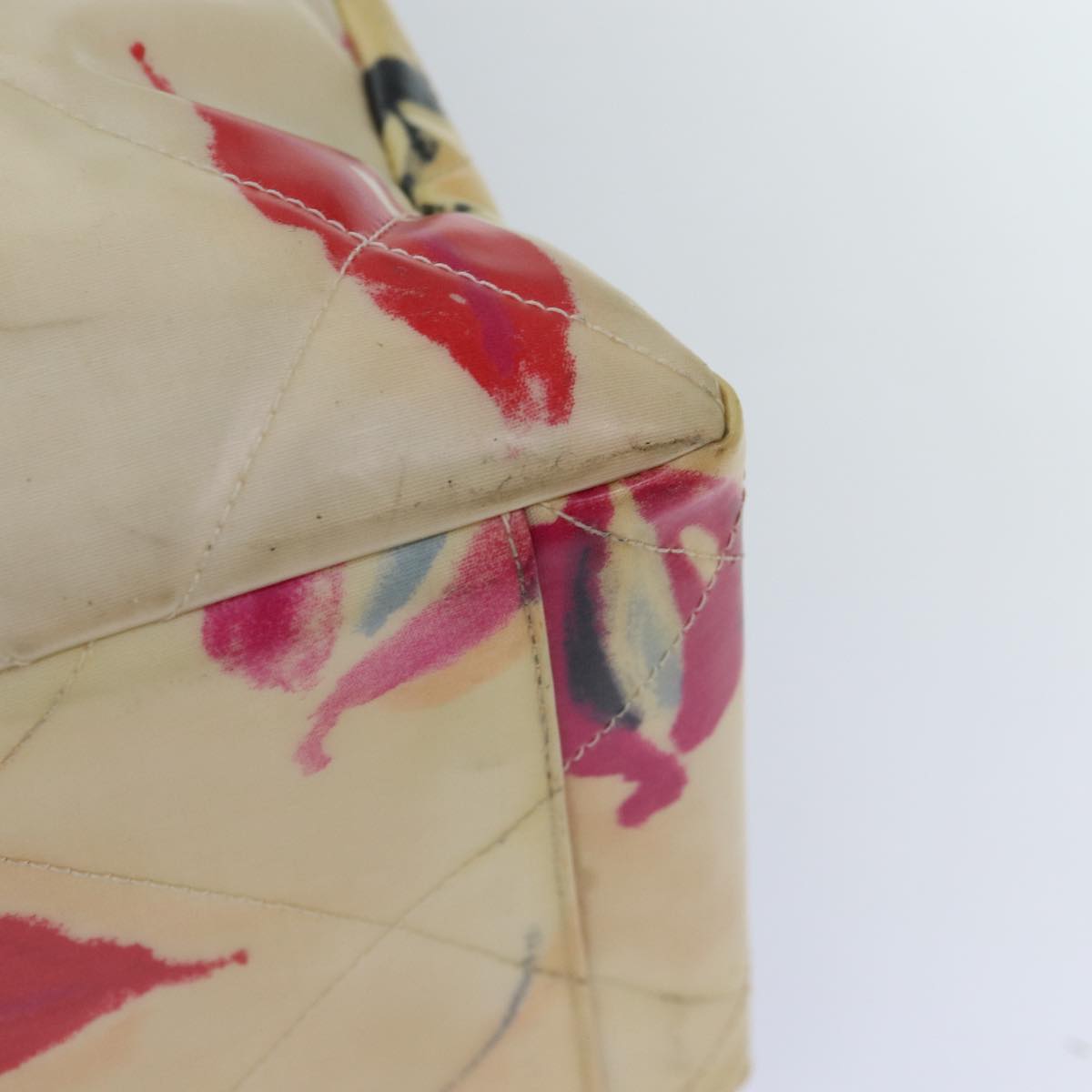 Top Quality Chanel Lip Tote Bag Enamel White Red CC Auth 87655A