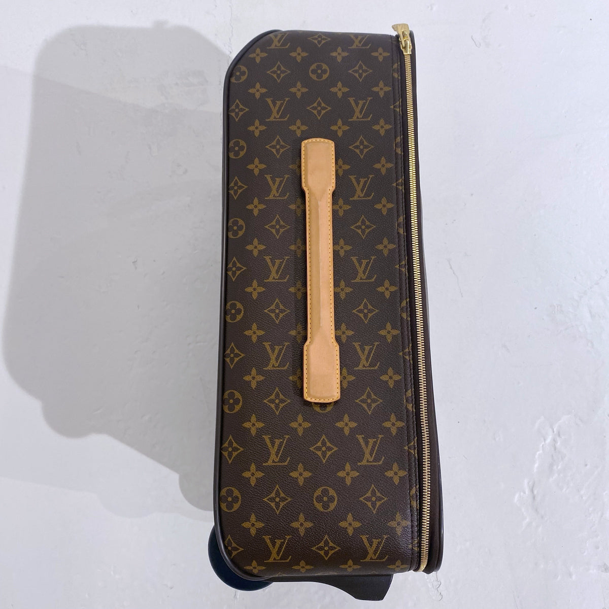 Louis Vuitton pegase 55 carry on